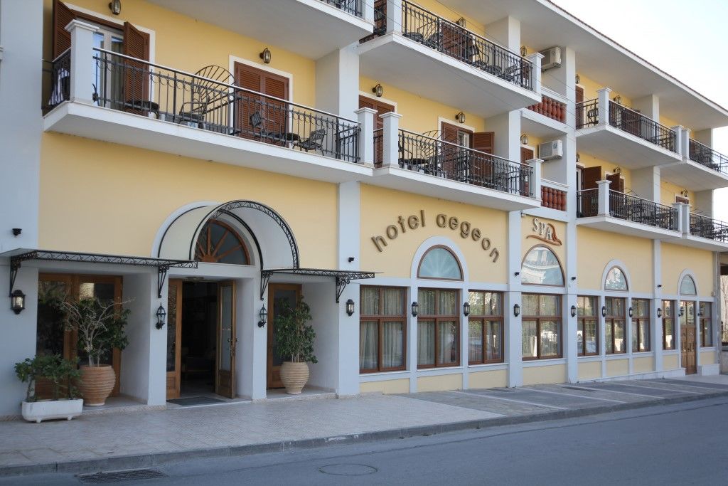 Aegeon Hotel Karlovassi Exterior photo
